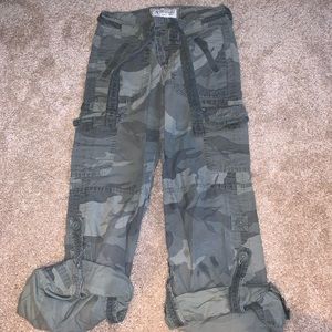 Size medium camouflage Abercrombie jeans